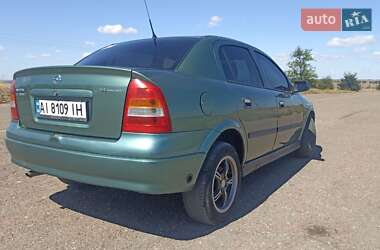 Седан Opel Astra 2007 в 