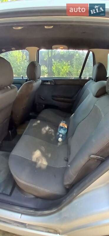 Универсал Opel Astra 2003 в Сарате