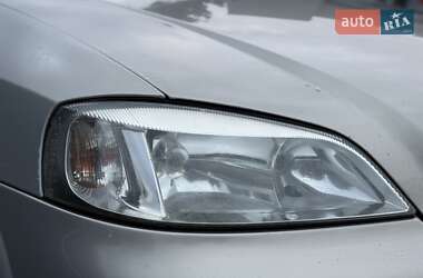 Седан Opel Astra 2008 в 
