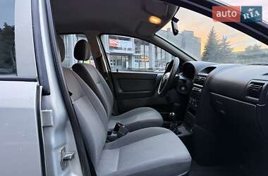 Седан Opel Astra 2008 в 