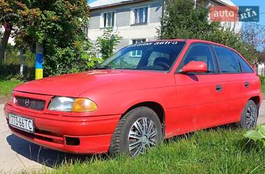 Хэтчбек Opel Astra 1996 в Самборе