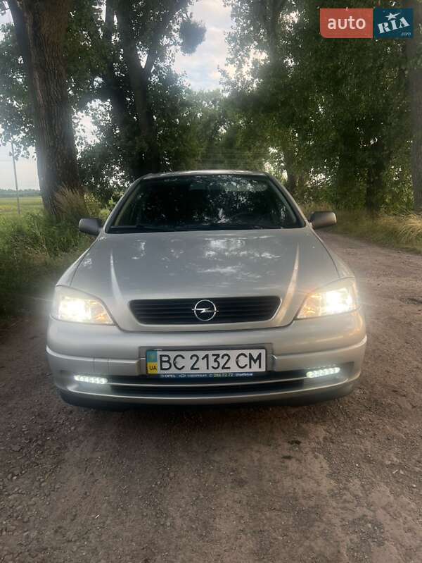 Седан Opel Astra 2008 в Львове фото Седан Opel Astra 2008 в Львове