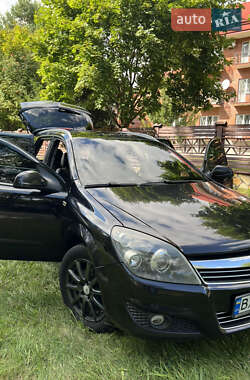 Универсал Opel Astra 2010 в 