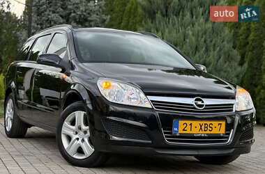 Универсал Opel Astra 2009 в 