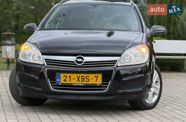 Универсал Opel Astra 2009 в 