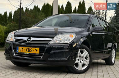 Универсал Opel Astra 2009 в 