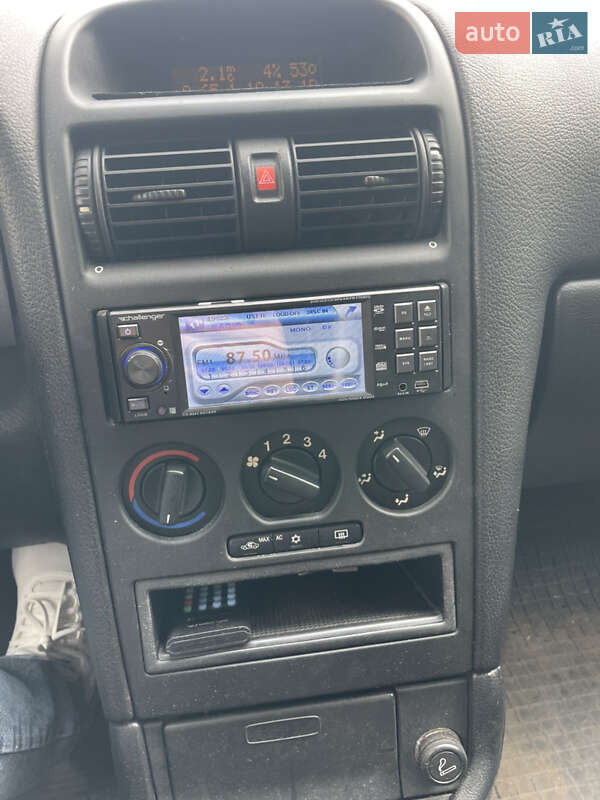 Седан Opel Astra 2007 в Сумах