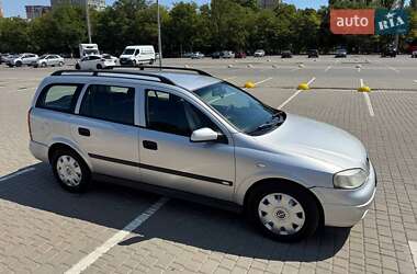 Универсал Opel Astra 2000 в 