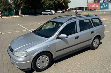 Универсал Opel Astra 2000 в 