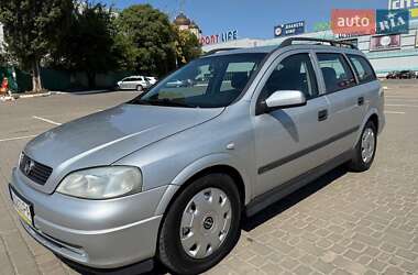 Универсал Opel Astra 2000 в 