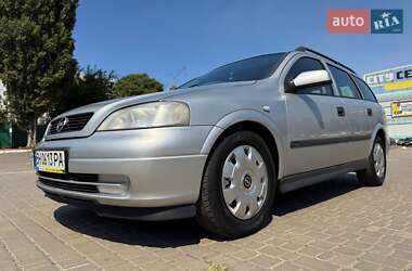 Универсал Opel Astra 2000 в 