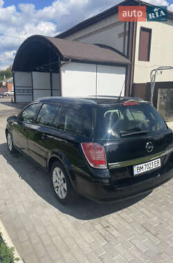Универсал Opel Astra 2008 в 