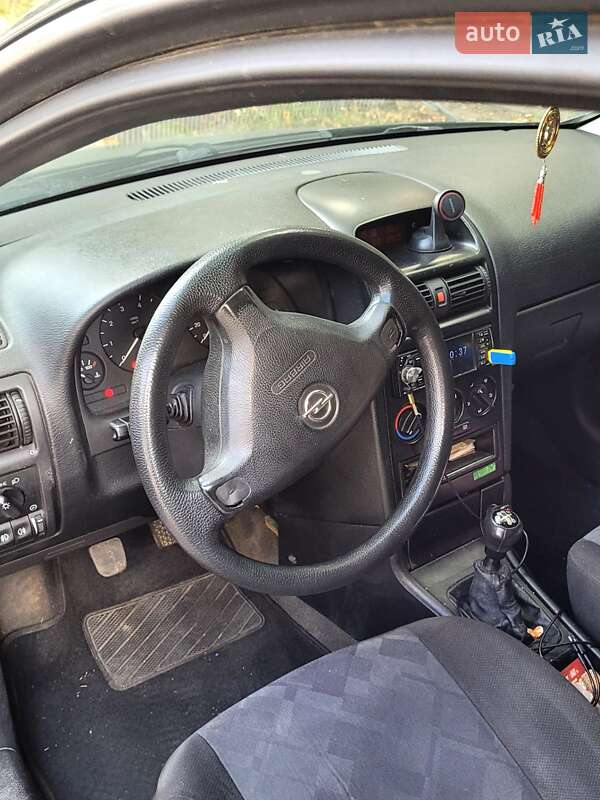 Універсал Opel Astra 1998 в Івано-Франківську