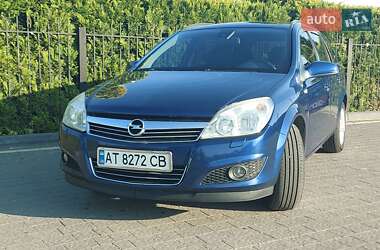 Универсал Opel Astra 2009 в Долине