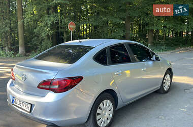 Седан Opel Astra 2016 в 