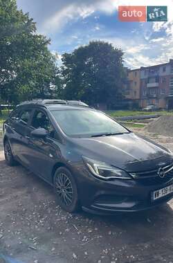 Універсал Opel Astra 2016 в Шептицькому