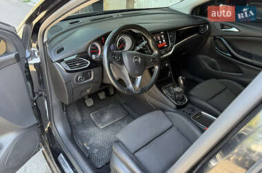 Универсал Opel Astra 2017 в 