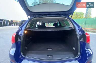 Универсал Opel Astra 2012 в 