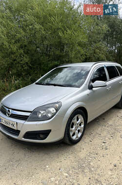 Универсал Opel Astra 2006 в 