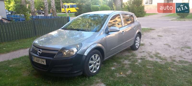 Хетчбек Opel Astra 2004 в Городку фото 10 Хетчбек Opel Astra 2004 в Городку