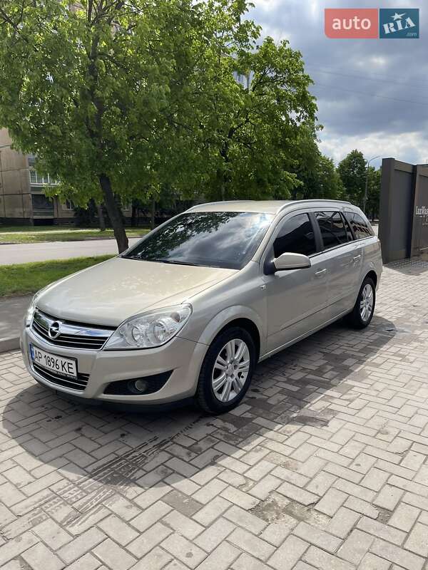 Универсал Opel Astra 2008 в Запорожье