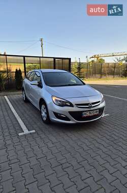 Универсал Opel Astra 2012 в Луцке