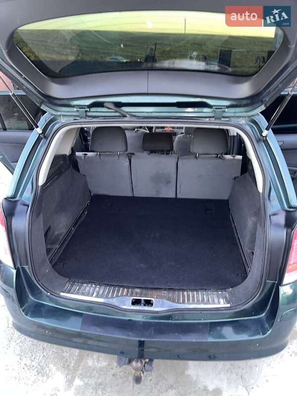 Универсал Opel Astra 2004 в Хмельницком