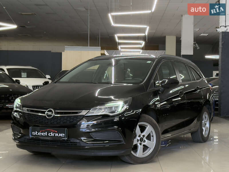 Универсал Opel Astra 2016 в 