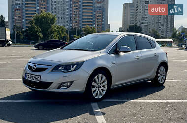 Хэтчбек Opel Astra 2010 в Киеве