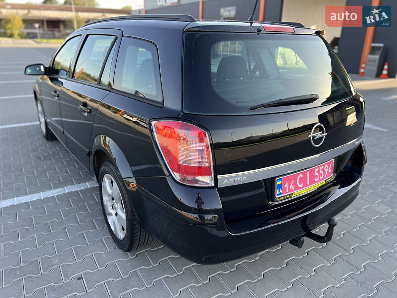 Універсал Opel Astra 2005 в Вінниці