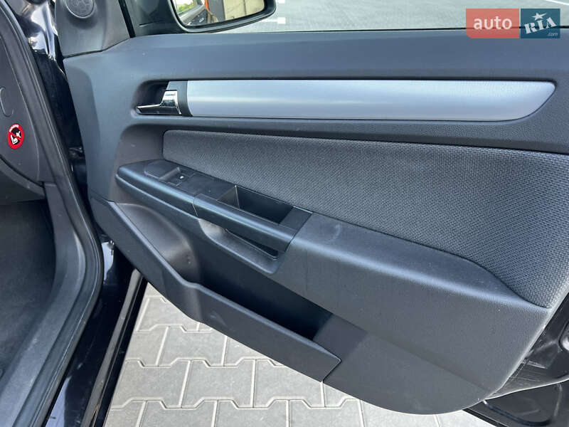 Універсал Opel Astra 2005 в Вінниці