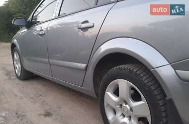 Универсал Opel Astra 2007 в 