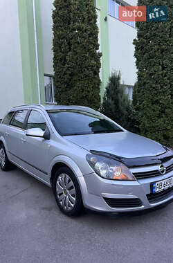 Универсал Opel Astra 2005 в Тульчине