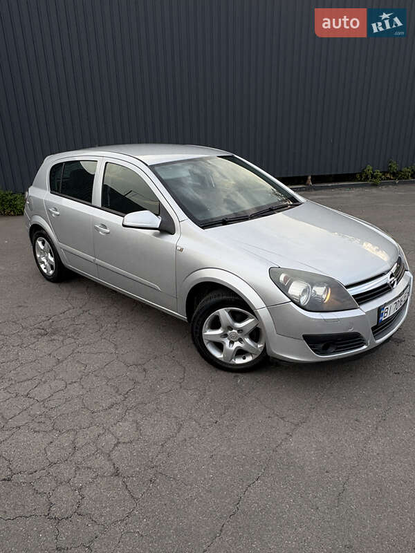 Хетчбек Opel Astra 2006 в Полтаві фото 2 Хетчбек Opel Astra 2006 в Полтаві