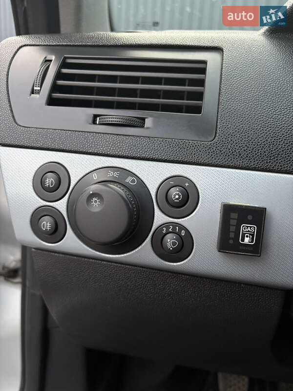 Хетчбек Opel Astra 2006 в Полтаві фото 28 Хетчбек Opel Astra 2006 в Полтаві