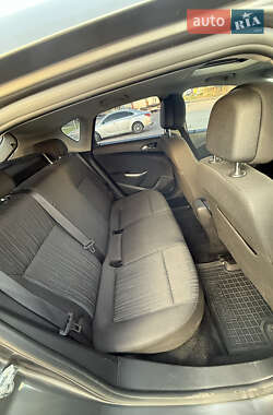 Хэтчбек Opel Astra 2010 в 
