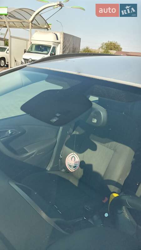 Универсал Opel Astra 2011 в Нововолынске