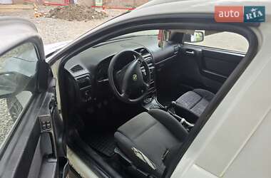 Грузовой фургон Opel Astra 2003 в 