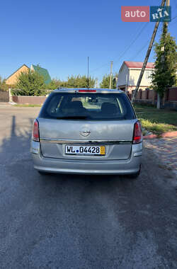 Универсал Opel Astra 2006 в 