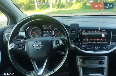 Универсал Opel Astra 2018 в 