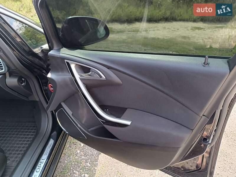 Хэтчбек Opel Astra 2010 в Богодухове фото 13 Хэтчбек Opel Astra 2010 в Богодухове