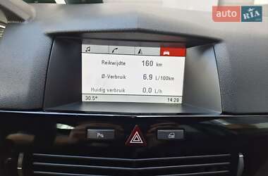 Универсал Opel Astra 2010 в 