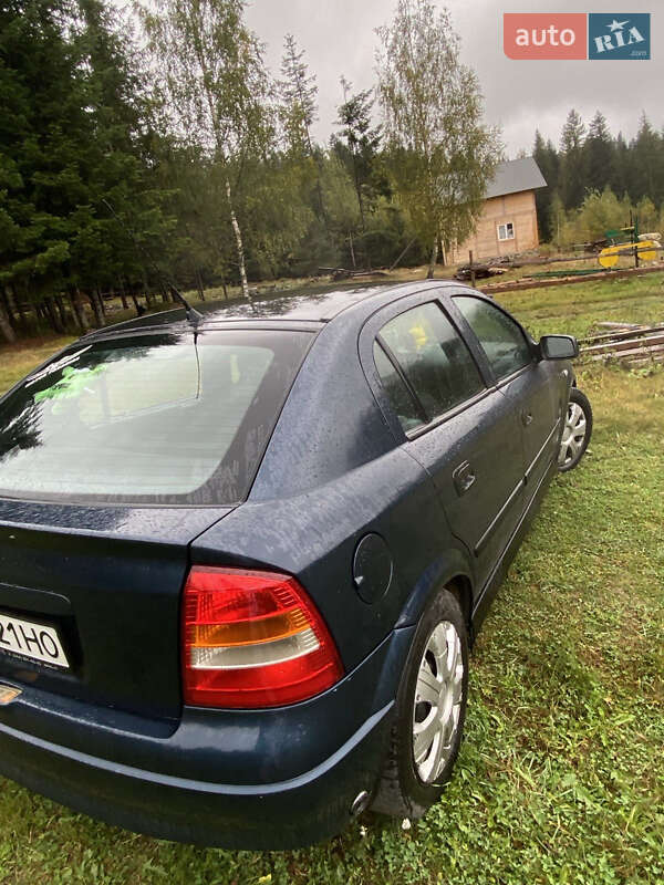 Хетчбек Opel Astra 2002 в Житомирі