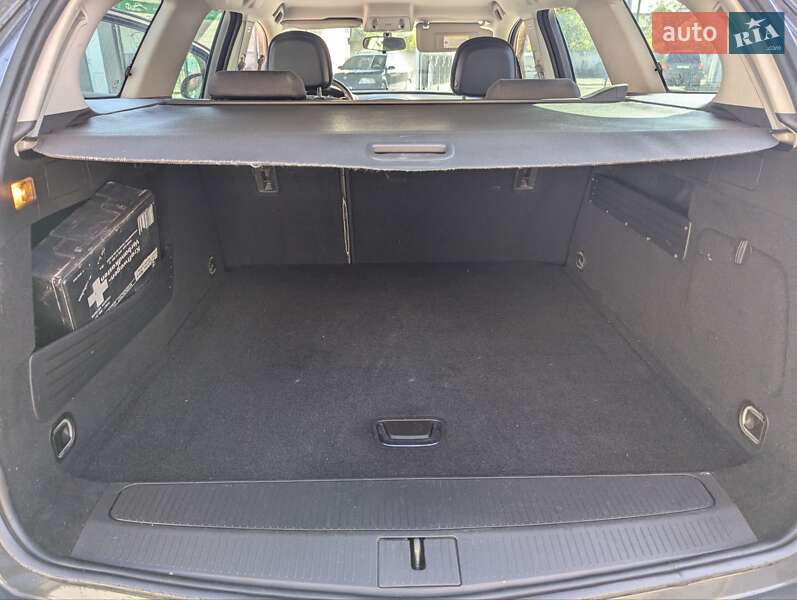 Универсал Opel Astra 2015 в Ивано-Франковске