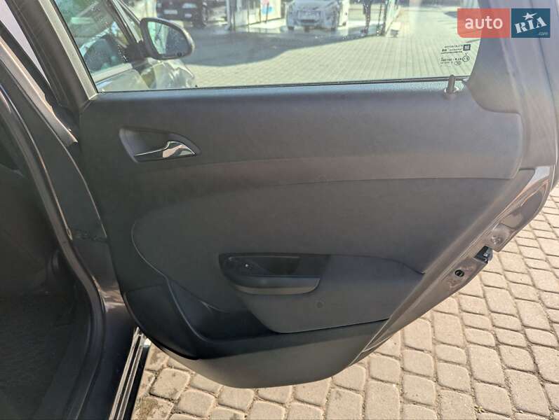 Универсал Opel Astra 2015 в Ивано-Франковске