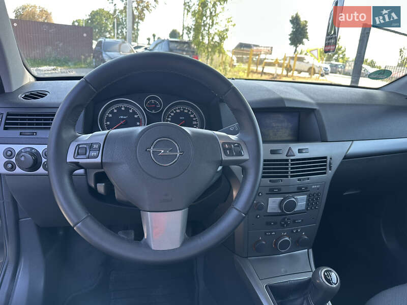 Универсал Opel Astra 2006 в Виннице