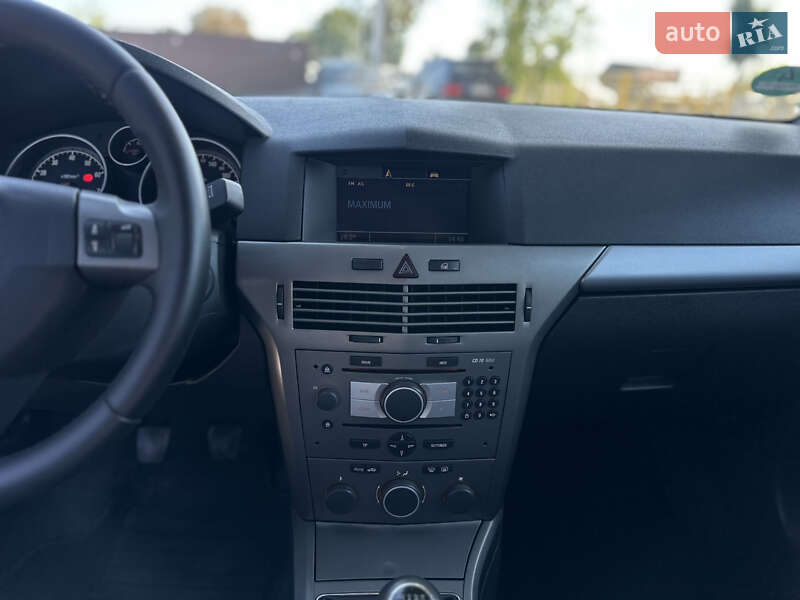 Универсал Opel Astra 2006 в Виннице
