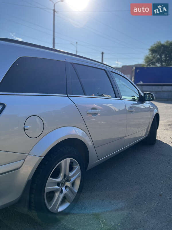 Универсал Opel Astra 2010 в Днепре фото 8 Универсал Opel Astra 2010 в Днепре