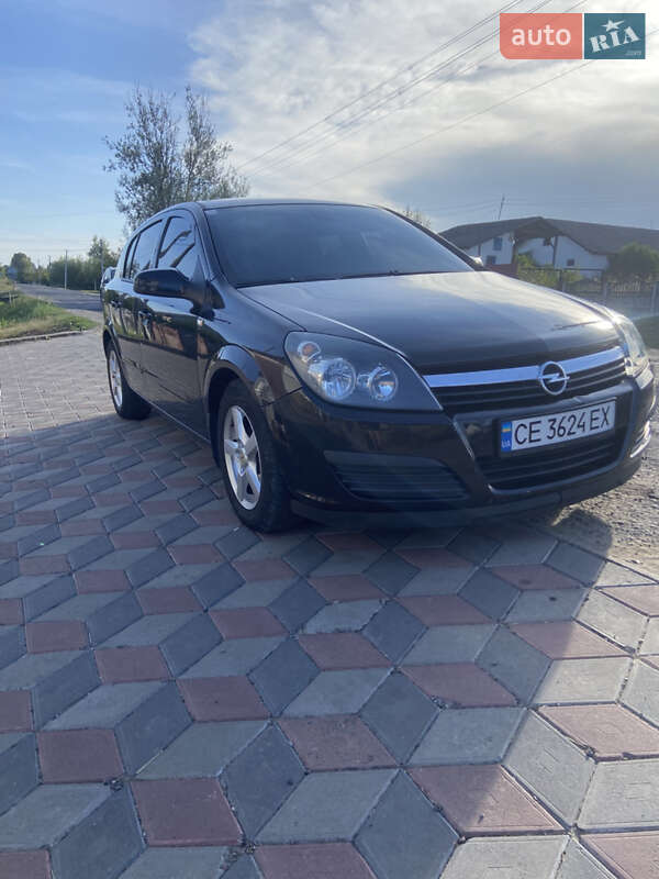 Хетчбек Opel Astra 2006 в Чернівцях