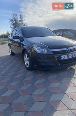 Хэтчбек Opel Astra 2006 в 